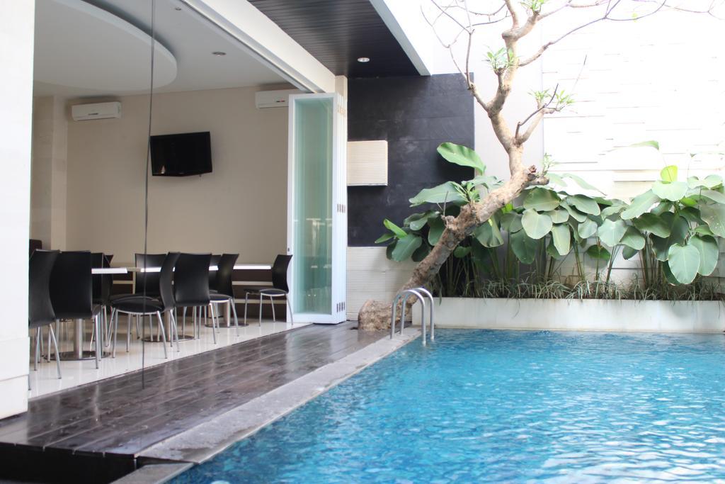 InKuta Residence&Villa Seminyak Exterior foto